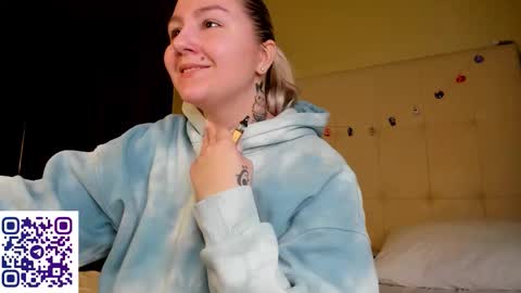 Snapshot of debbie_taylor chatting on 11-04-25, 05:12 Debbie Mon Tue Fri Sun Sat GMT 3 1000am - 0400pm online show from 11-04-25, 05:12