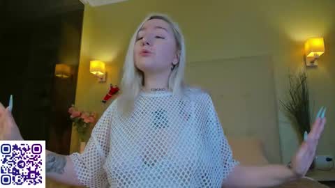 Snapshot of debbie_taylor chatting on 01-07-26, 05:26 Debbie Mon Tue Fri Sun Sat GMT 3 1000am - 0400pm online show from 01-07-26, 05:26