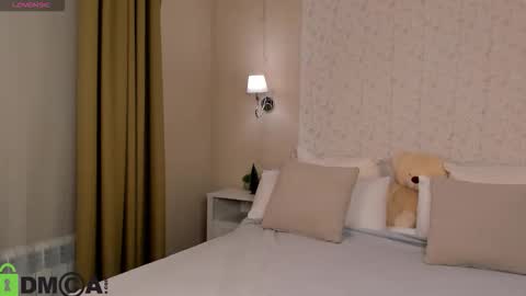 Jennifer online show from 01-11-26, 11:32