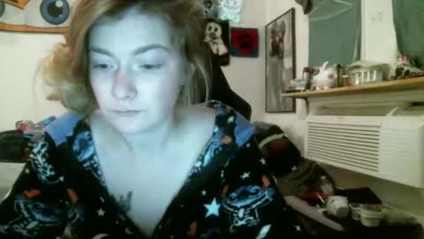 Snapshot of debbieafterhours69 chatting on 11-26-25, 11:33 DEBBIE online show from 11-26-25, 11:33