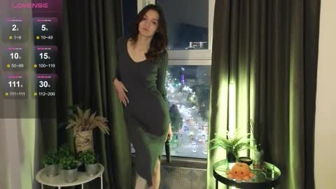 Snapshot of debihenks chatting on 10-28-25, 05:15 Eva online show from 10-28-25, 05:15