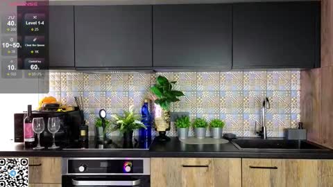 Snapshot of debihenks chatting on 02-26-26, 05:23 Eva online show from 02-26-26, 05:23