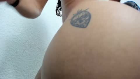 Snapshot of debora_brown_ chatting on 02-13-25, 06:16 Dbora online show from 02-13-25, 06:16