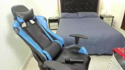  Dbora  online show from 03-21-26, 10:35