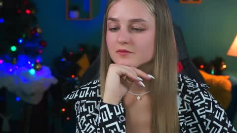 Debora online show from 12-20-24, 10:16