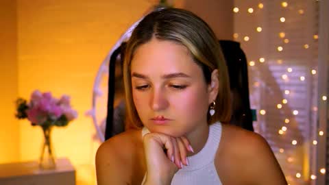 Snapshot of deboralarson chatting on 11-10-25, 03:49 Debora online show from 11-10-25, 03:49