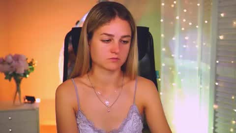 Debora online show from 06-12-26, 03:27