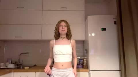 Hello My name is Sarah im new model here and little but shy. online show from 12-15-25, 02:43