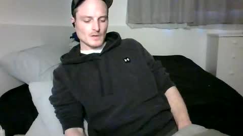 Dee4dayz online show from 05-11-26, 01:11