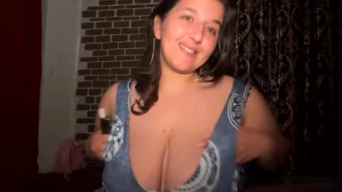 Snapshot of deeasky chatting on 03-06-26, 09:55 SassyNove online show from 03-06-26, 09:55