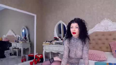 Snapshot of deenajay chatting on 05-09-26, 05:12 DeenaJay online show from 05-09-26, 05:12