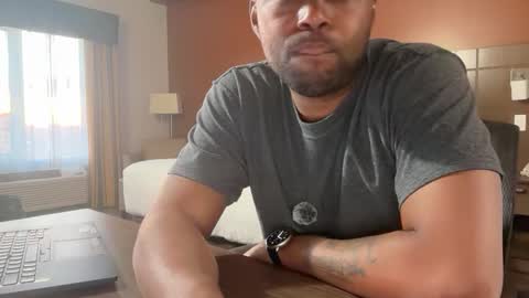 Snapshot of deeperinnit chatting on 04-16-26, 01:28 deeperinnit online show from 04-16-26, 01:28