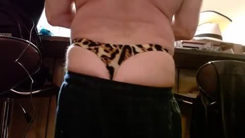 Snapshot of deeperjohnny chatting on 09-13-25, 01:00 deeperjohnny online show from 09-13-25, 01:00