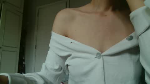 KamiDevi online show from 09-29-25, 01:49