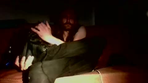 Dylan Nutz online show from 10-22-25, 02:23