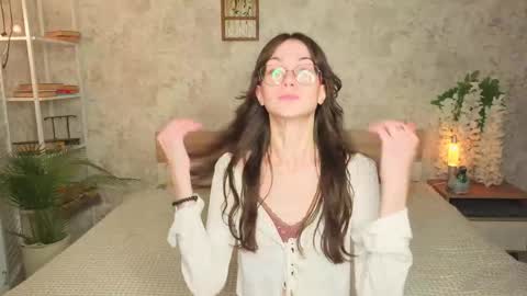 Snapshot of defeded_lovee chatting on 10-12-25, 07:24 Amy online show from 10-12-25, 07:24