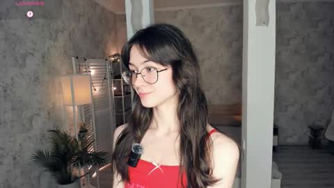 Snapshot of defeded_lovee chatting on 11-16-25, 07:30 Amy online show from 11-16-25, 07:30