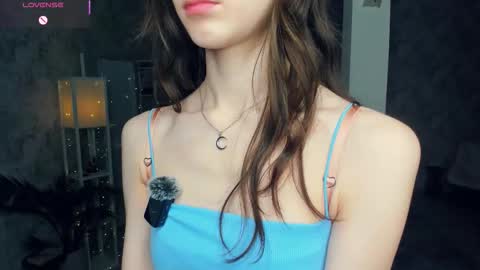 Snapshot of defeded_lovee chatting on 12-05-25, 07:21 Amy online show from 12-05-25, 07:21