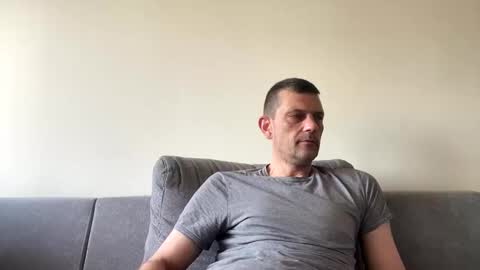 Defloy online show from 11-16-25, 09:15