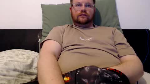 Snapshot of deise_dude chatting on 03-11-26, 11:22 Deise Dude online show from 03-11-26, 11:22