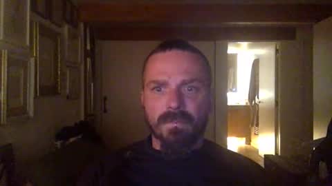 Snapshot of deivitzzz chatting on 11-04-25, 05:34 Hermes online show from 11-04-25, 05:34