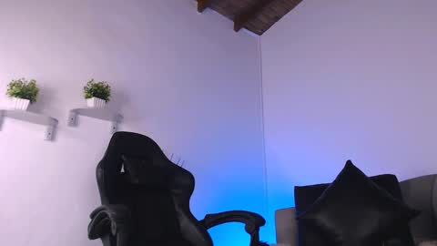  DEIVY  online show from 01-29-25, 05:35