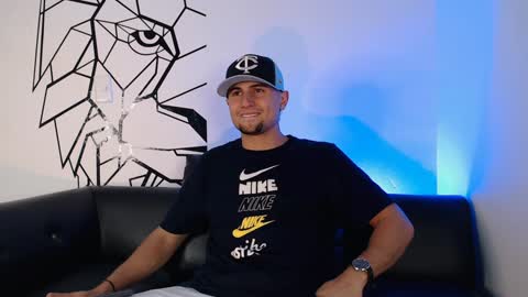  DEIVY  online show from 02-03-25, 04:25