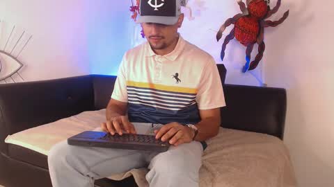  DEIVY  online show from 10-31-25, 10:33