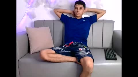 Snapshot of deivy_skinny chatting on 09-14-25, 01:10 Deiby online show from 09-14-25, 01:10