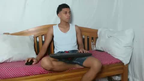 Snapshot of deivy_skinny01 chatting on 10-11-25, 02:59 Deivy online show from 10-11-25, 02:59