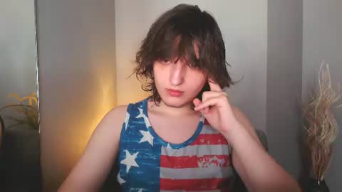 Snapshot of delalex chatting on 06-18-26, 10:58 Alex online show from 06-18-26, 10:58