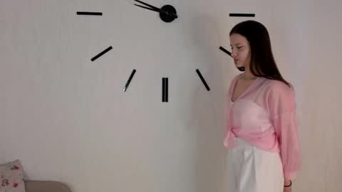 Leia online show from 05-25-26, 04:40