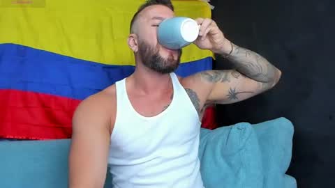 Delessandro online show from 06-22-26, 10:51