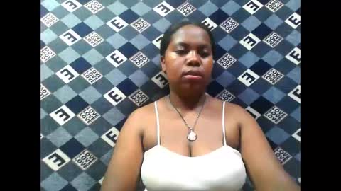 deliah712909 online show from 11-02-25, 10:39