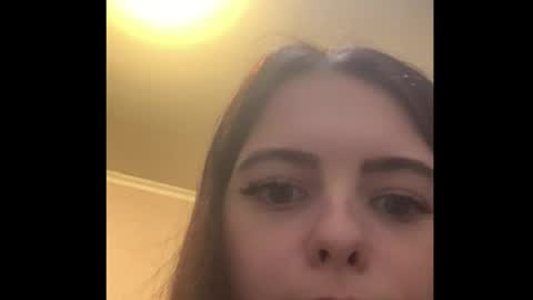 Snapshot of deliciastombaugh chatting on 04-04-26, 05:32 Kiki online show from 04-04-26, 05:32