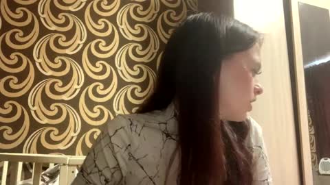 Snapshot of deliciastombaugh chatting on 05-06-26, 05:57 Kiki online show from 05-06-26, 05:57