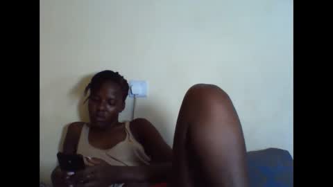 Snapshot of deliciousbabe01 chatting on 09-24-25, 07:17 EVAH online show from 09-24-25, 07:17