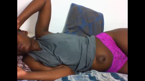 Snapshot of deliciousbabe01 chatting on 02-02-26, 03:38 EVAH online show from 02-02-26, 03:38