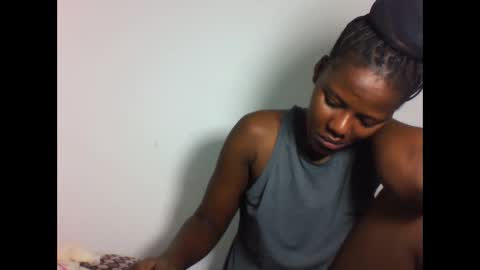 Snapshot of deliciousbabe01 chatting on 02-02-26, 04:38 EVAH online show from 02-02-26, 04:38