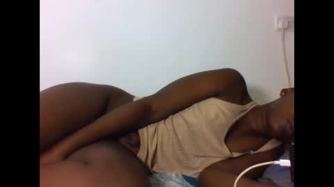 Snapshot of deliciousbabe01 chatting on 02-24-26, 07:01 EVAH online show from 02-24-26, 07:01