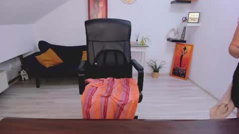 DeliciousLolly online show from 06-17-26, 03:31