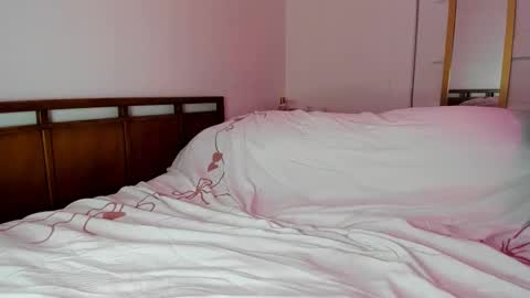 Snapshot of deliciousnoni chatting on 11-27-25, 04:14 deliciousnoni online show from 11-27-25, 04:14