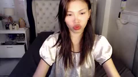 Snapshot of deliciousseika chatting on 12-05-24, 12:19 online show from 12-05-24, 12:19