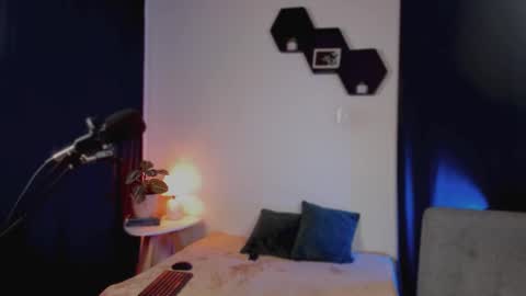 Delilah online show from 02-03-26, 06:40