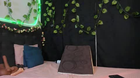 Snapshot of delilah_85 chatting on 02-07-26, 11:19 Delilah online show from 02-07-26, 11:19