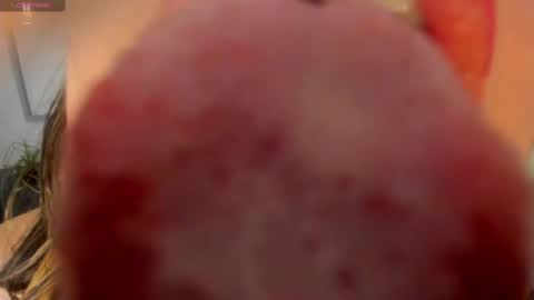 Snapshot of delilah_fix chatting on 02-21-25, 05:20 della online show from 02-21-25, 05:20