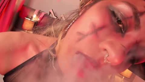 Snapshot of delilah_fix chatting on 10-08-25, 09:56 della online show from 10-08-25, 09:56