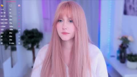 Delilah or Laila online show from 10-04-25, 09:57