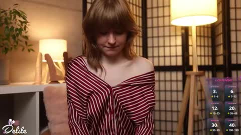 Snapshot of delitevip chatting on 10-24-25, 07:38 DeLite Next stream on Wednesday or Thurdsay online show from 10-24-25, 07:38