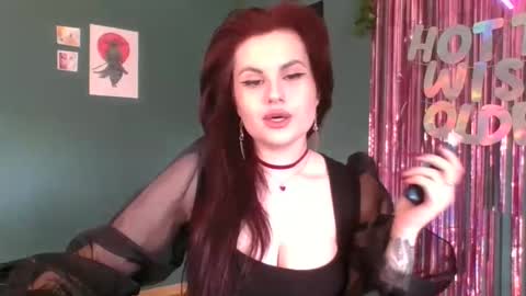 Snapshot of dellacrush_ chatting on 02-06-25, 10:59 dellacrush_ online show from 02-06-25, 10:59